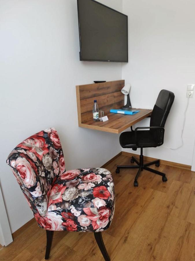 Hotel Gleis 3Viertel Ена Экстерьер фото